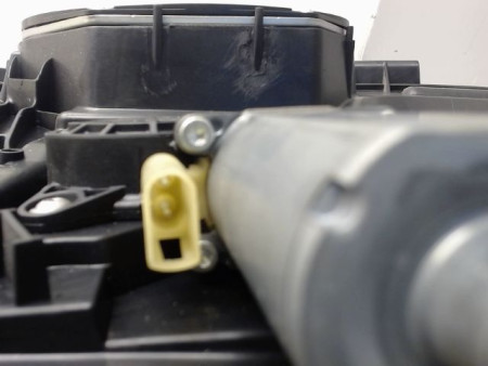 MECANISME+MOTEUR LEVE-GLACE AVANT GAUCHE FORD FIESTA