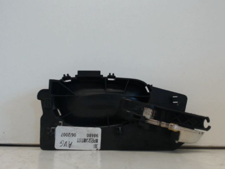 POIGNEE INTERIEURE PORTE AVANT GAUCHE PEUGEOT 307