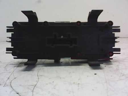BOUTON DE WARNING RENAULT MEGANE