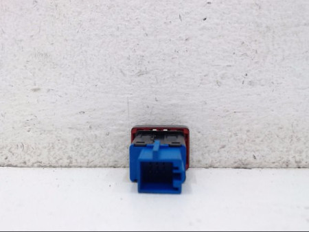 BOUTON DE WARNING VOLKSWAGEN POLO