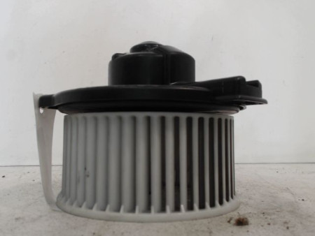 MOTEUR VENTILATEUR CHAUFFAGE MAZDA 2