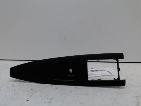 COMMANDE LEVE-GLACE PORTE AVD CITROEN C6