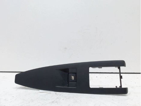 COMMANDE LEVE-GLACE PORTE ARD CITROEN C6