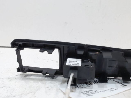 COMMANDE LEVE-GLACE PORTE ARD CITROEN C6