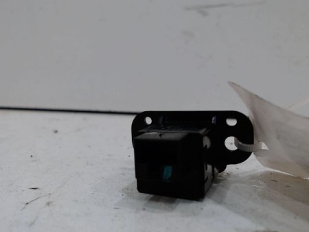 BOUTON DE WARNING CHEVROLET CRUZE