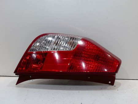 FEU ARRIERE GAUCHE  HYUNDAI I10