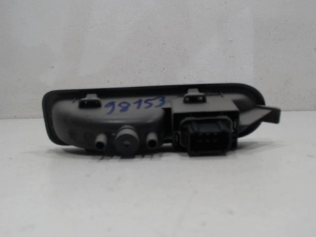 COMMANDE LEVE-GLACE PORTE AVD RENAULT CLIO