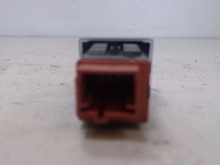 BOUTON DE WARNING CITROEN C4