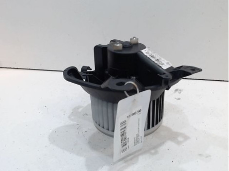 MOTEUR VENTILATEUR CHAUFFAGE OPEL CORSA