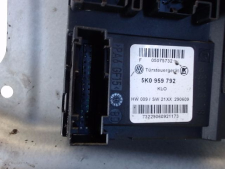 MECANISME+MOTEUR LEVE-GLACE AVANT DROIT VOLKSWAGEN CADDY