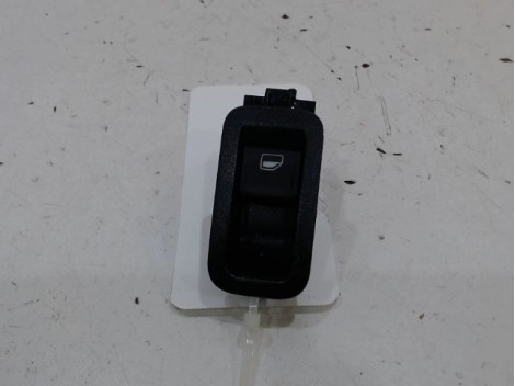 COMMANDE LEVE-GLACE PORTE AVD VOLKSWAGEN POLO