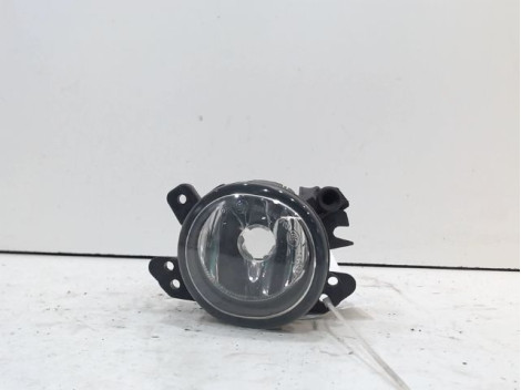 PHARE ANTIBROUILLARD AVANT DROIT MERCEDES CLASSE B
