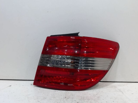 FEU ARRIERE DROIT MERCEDES CLASSE B