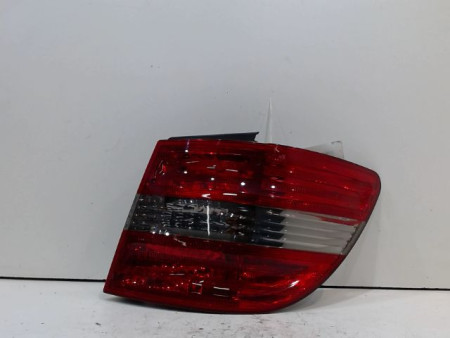 FEU ARRIERE DROIT MERCEDES CLASSE B