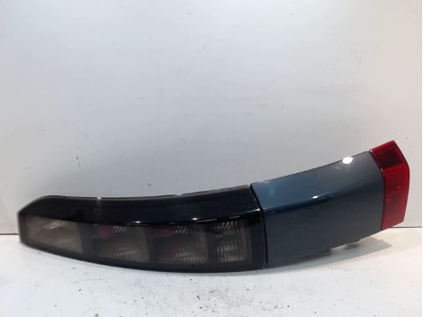 FEU ARRIERE DROIT OPEL MERIVA
