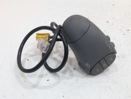 COMMANDE AUTORADIO RENAULT TWINGO