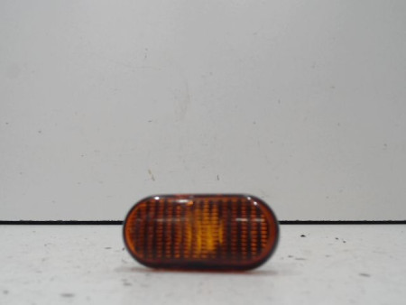REPETITEUR AILE GAUCHE RENAULT MEGANE