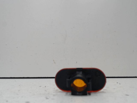 REPETITEUR AILE GAUCHE RENAULT MEGANE