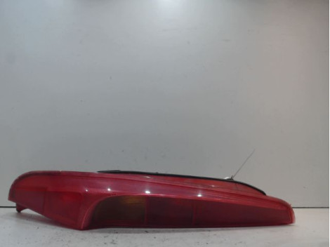 FEU ARRIERE GAUCHE  FIAT PUNTO