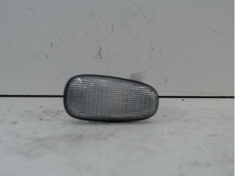 REPETITEUR AILE DROIT OPEL ZAFIRA
