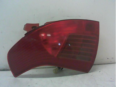 FEU ARRIERE GAUCHE  SUZUKI SWIFT