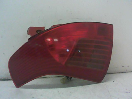 FEU ARRIERE GAUCHE  SUZUKI SWIFT