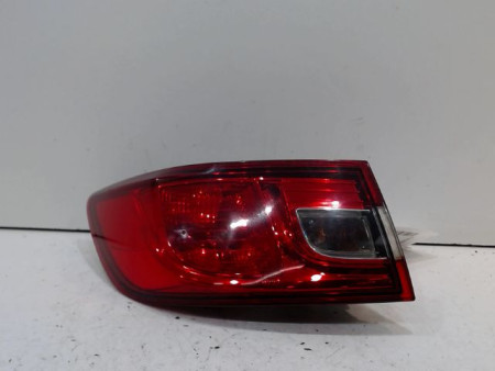 FEU ARRIERE GAUCHE  RENAULT CLIO