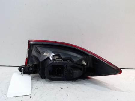 FEU ARRIERE GAUCHE  RENAULT CLIO