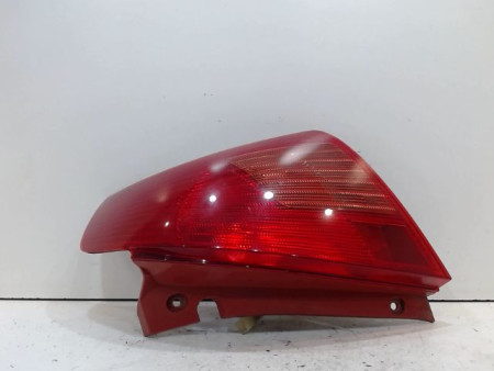 FEU ARRIERE DROIT SUZUKI SWIFT