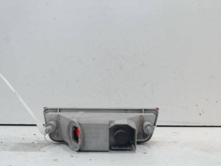 FEU BROUILLARD CENTRAL ARRIERE NISSAN MICRA