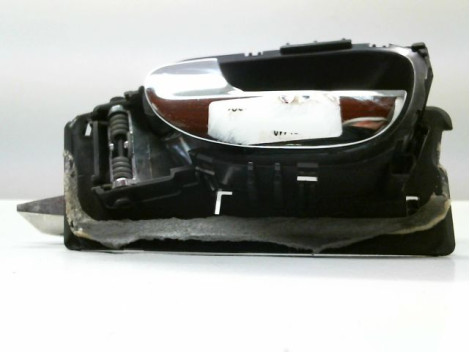 POIGNEE INTERIEURE PORTE AVANT GAUCHE PEUGEOT 307 2001-2005