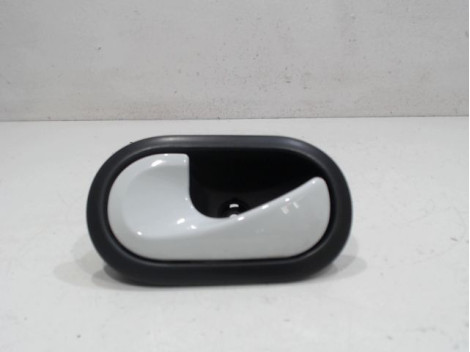 POIGNEE INTERIEURE PORTE ARRIERE GAUCHE RENAULT MODUS