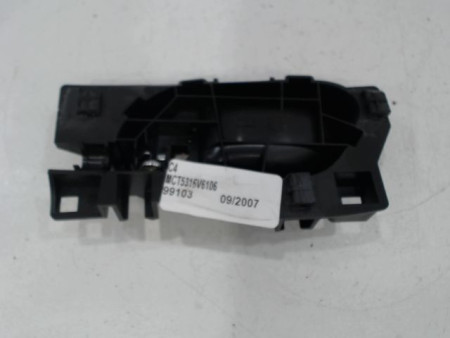 POIGNEE INTERIEURE PORTE AVANT DROIT CITROEN C4