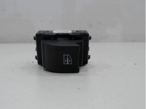COMMANDE LEVE-GLACE PORTE AVD RENAULT CLIO
