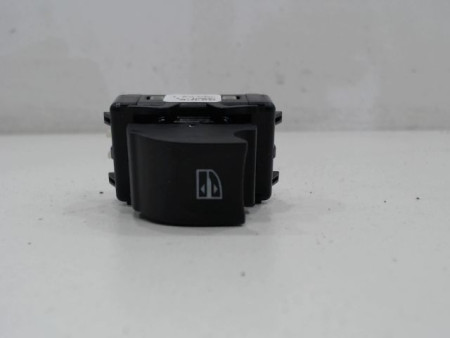 COMMANDE LEVE-GLACE PORTE AVD RENAULT CLIO