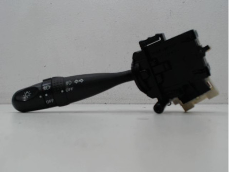 COMMANDE ECLAIRAGE TOYOTA RAV4
