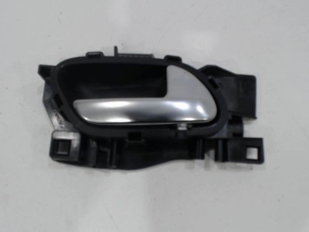 POIGNEE INTERIEURE PORTE AVANT DROIT PEUGEOT 208
