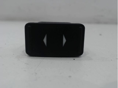 COMMANDE LEVE-GLACE PORTE AVD FORD FOCUS
