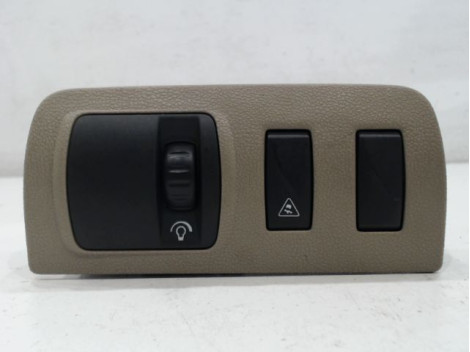 INTERIEUR COMMANDE PHARES RENAULT MEGANE