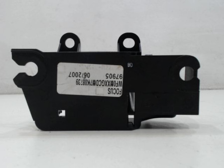 POIGNEE INTERIEURE PORTE ARRIERE DROIT FORD FOCUS