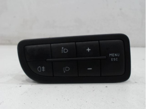 INTERIEUR COMMANDE PHARES FIAT PUNTO