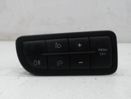 INTERIEUR COMMANDE PHARES FIAT PUNTO