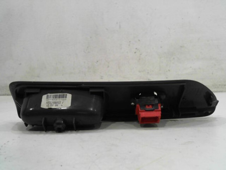 COMMANDE LEVE-GLACE PORTE AVD RENAULT ESPACE