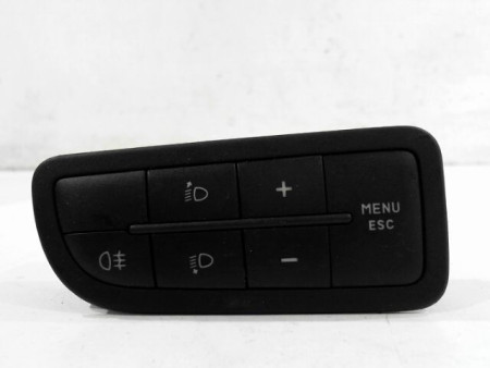INTERIEUR COMMANDE PHARES FIAT PUNTO