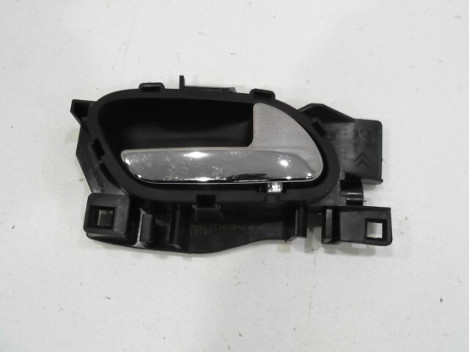 POIGNEE INTERIEURE PORTE AVANT DROIT CITROEN C4