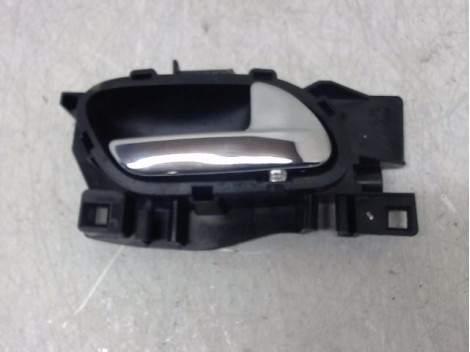POIGNEE INTERIEURE PORTE AVANT DROIT PEUGEOT 207