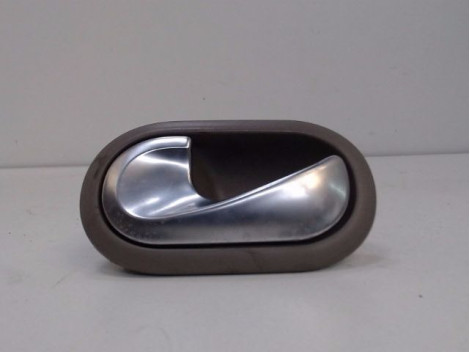 POIGNEE INTERIEURE PORTE AVANT GAUCHE RENAULT CLIO III 2005-