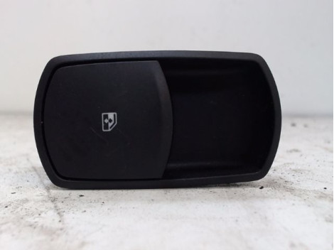 COMMANDE LEVE-GLACE PORTE AVD OPEL CORSA