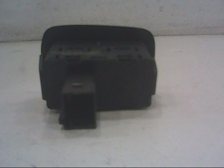 COMMANDE LEVE-GLACE PORTE ARD CITROEN C4 PICASSO