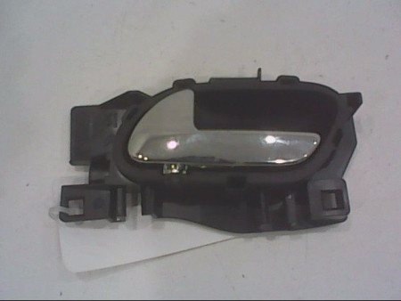 POIGNEE INTERIEURE PORTE AVANT GAUCHE PEUGEOT 308 2009-